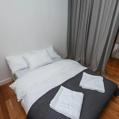 Holiday home Spacious 3br Downtown Location Reykjavik