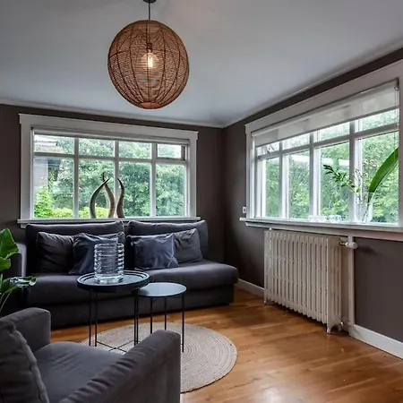 Spacious 3br Downtown Location Hébergement de vacances *