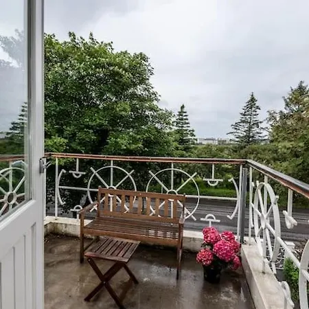 Spacious 3br Downtown Location